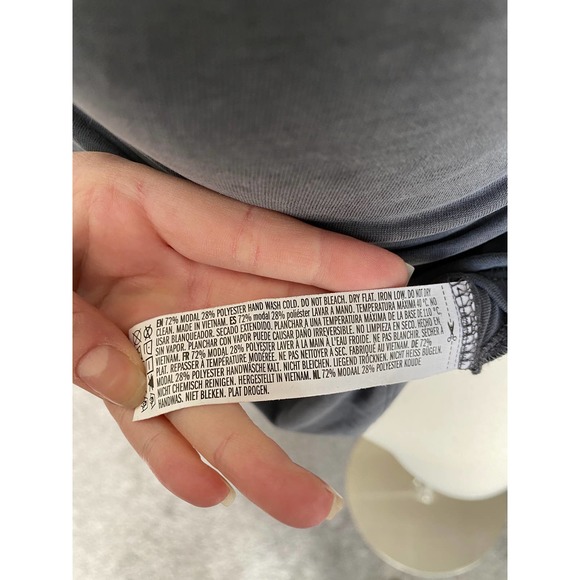 Forever 21 Charcoal Gray Modal t-shirt, size small - Picture 9 of 11